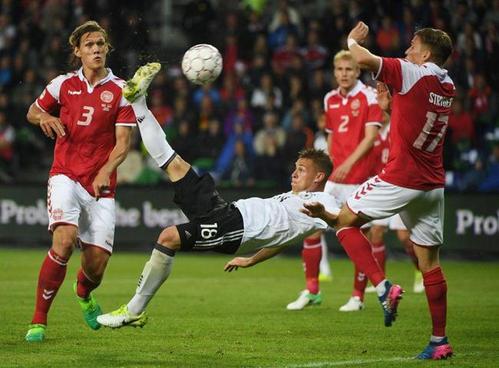 丹麦vs俄罗斯世界杯预选赛