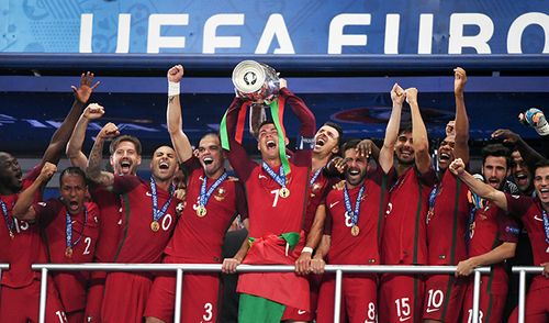 欧洲杯葡萄牙夺冠纪录片